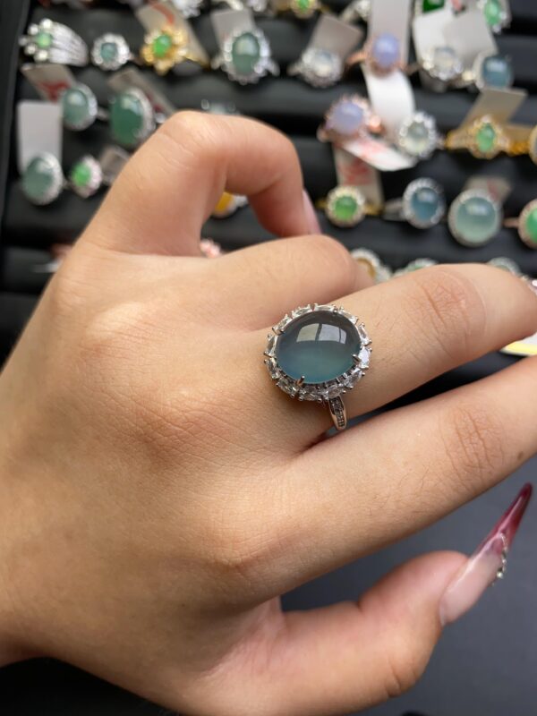 Ice-grade black jadeite ring