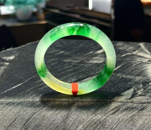Gold-spotted Green Bracelet