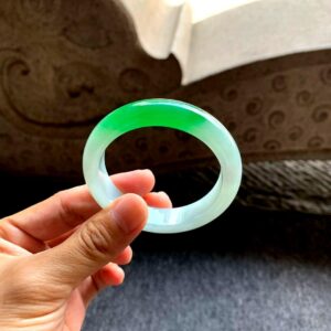 Spring-colored bracelet