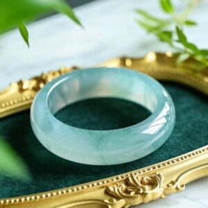 High-quality ice-colored jade bracelet