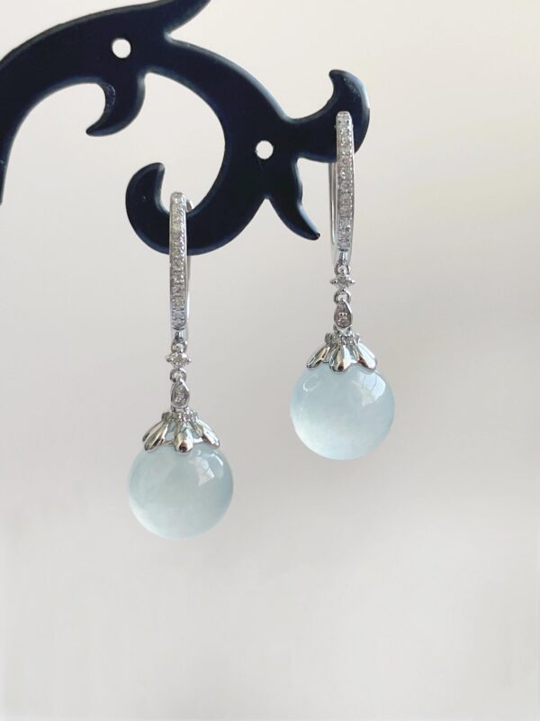 Lantern-shaped high-quality ice-green jadeite earrings